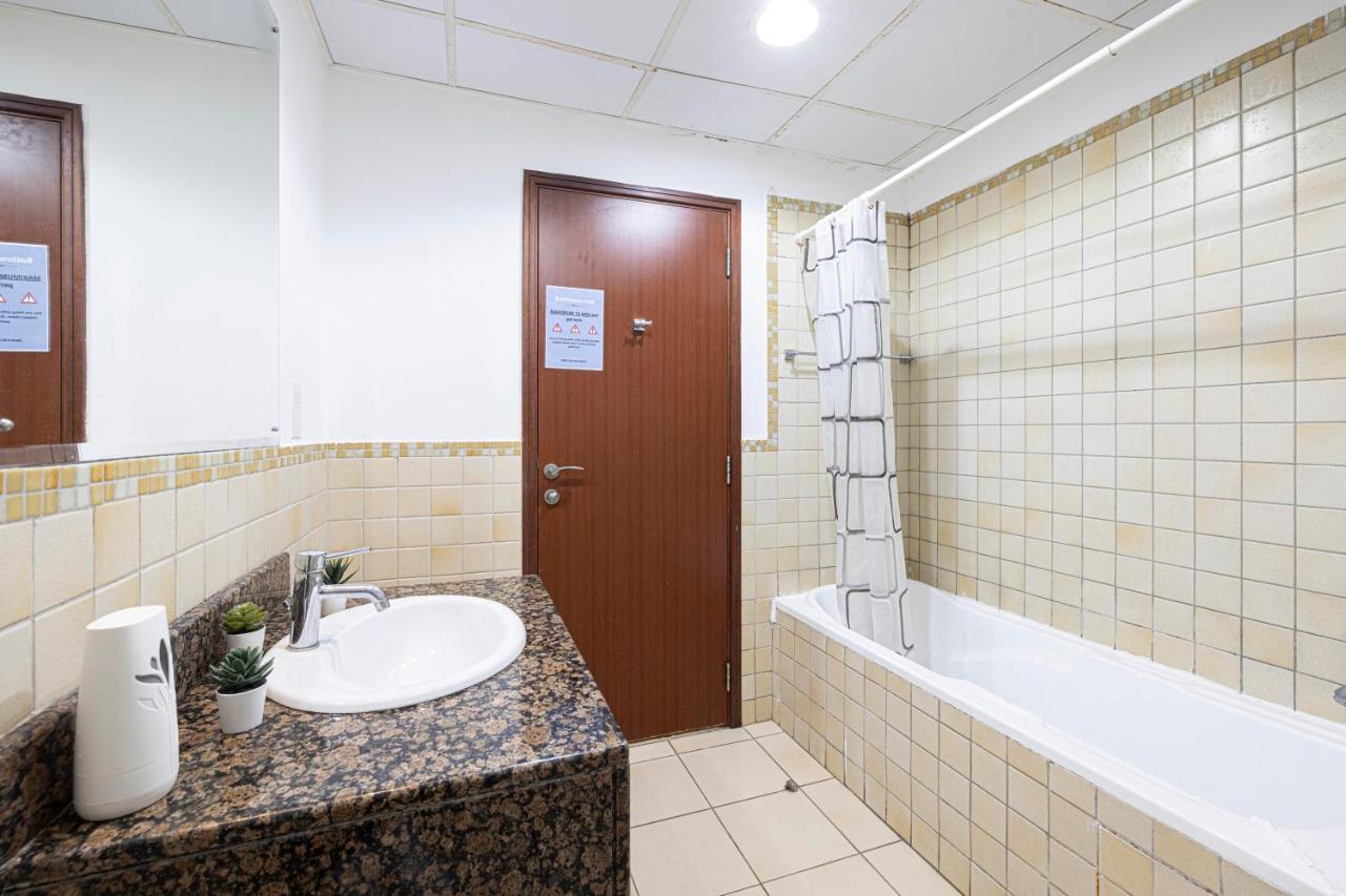 Next'House - Jbr Beach Hostel - Pool - Walk To Jbr Beach - Metro Station Dubaï Extérieur photo